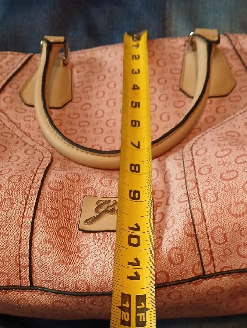 Guess Pink handbag patterned purse logo print vegan leather feminine style